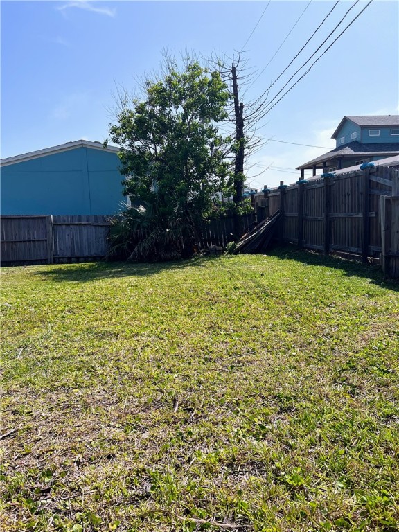 1510 Whispering Sands St Property Photo 14