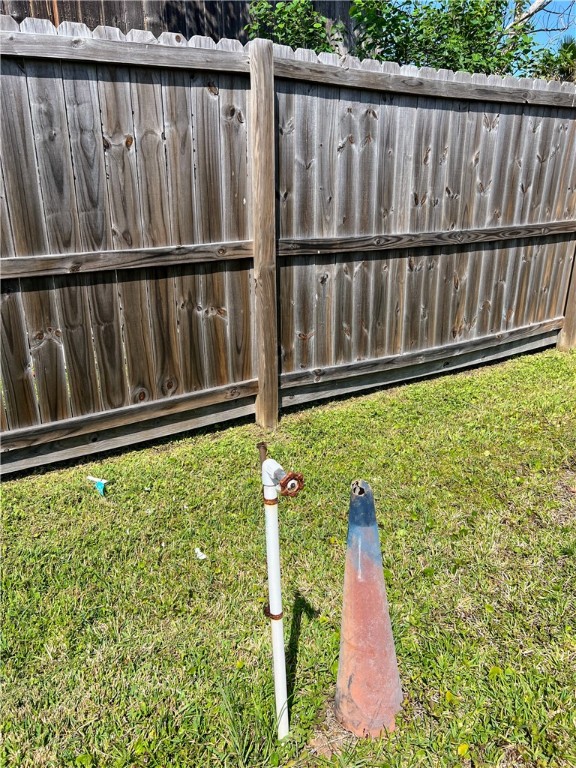 1510 Whispering Sands St Property Photo 15
