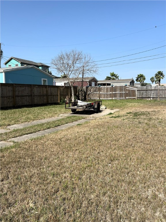 1510 Whispering Sands St Property Photo 31