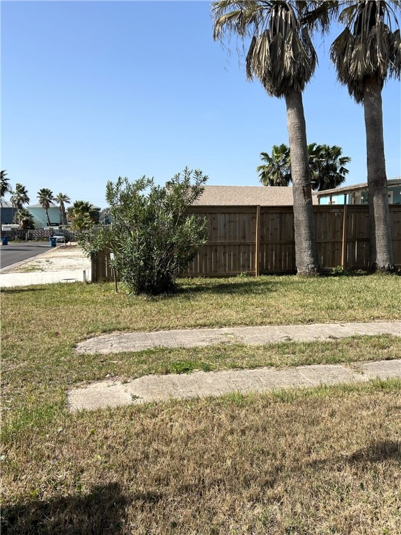 1510 Whispering Sands St Property Photo 34