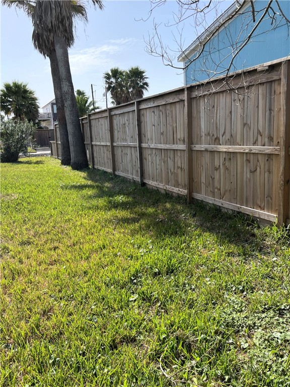 1510 Whispering Sands St Property Photo 37