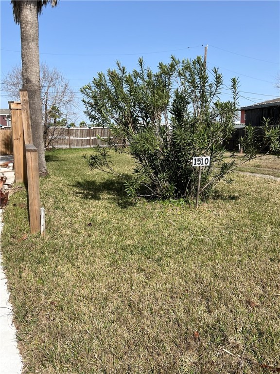 1510 Whispering Sands St Property Photo 38