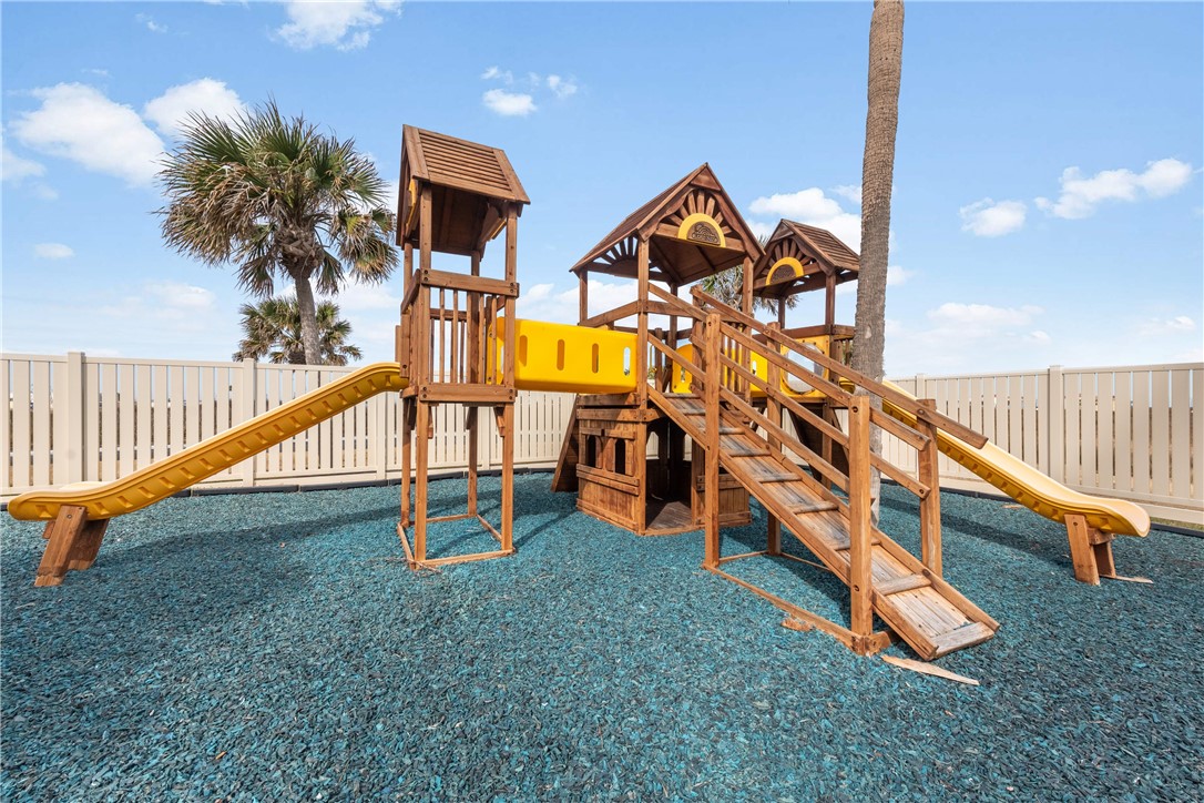 6649 Seacomber Dr 306 Property Photo 32