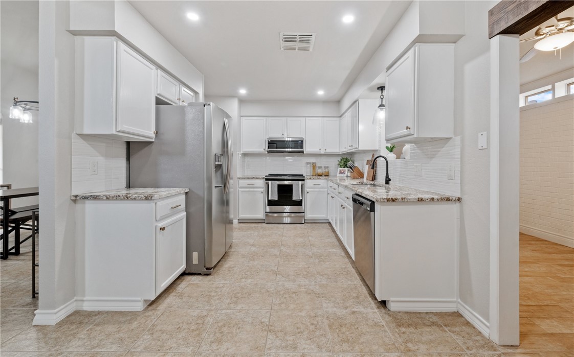 4713 Sierra Blanca Blvd Property Photo 7