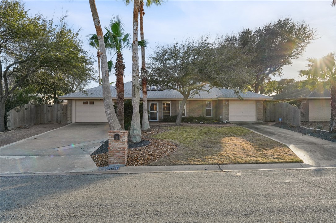 13907 Sea Horse Ave Property Photo 6