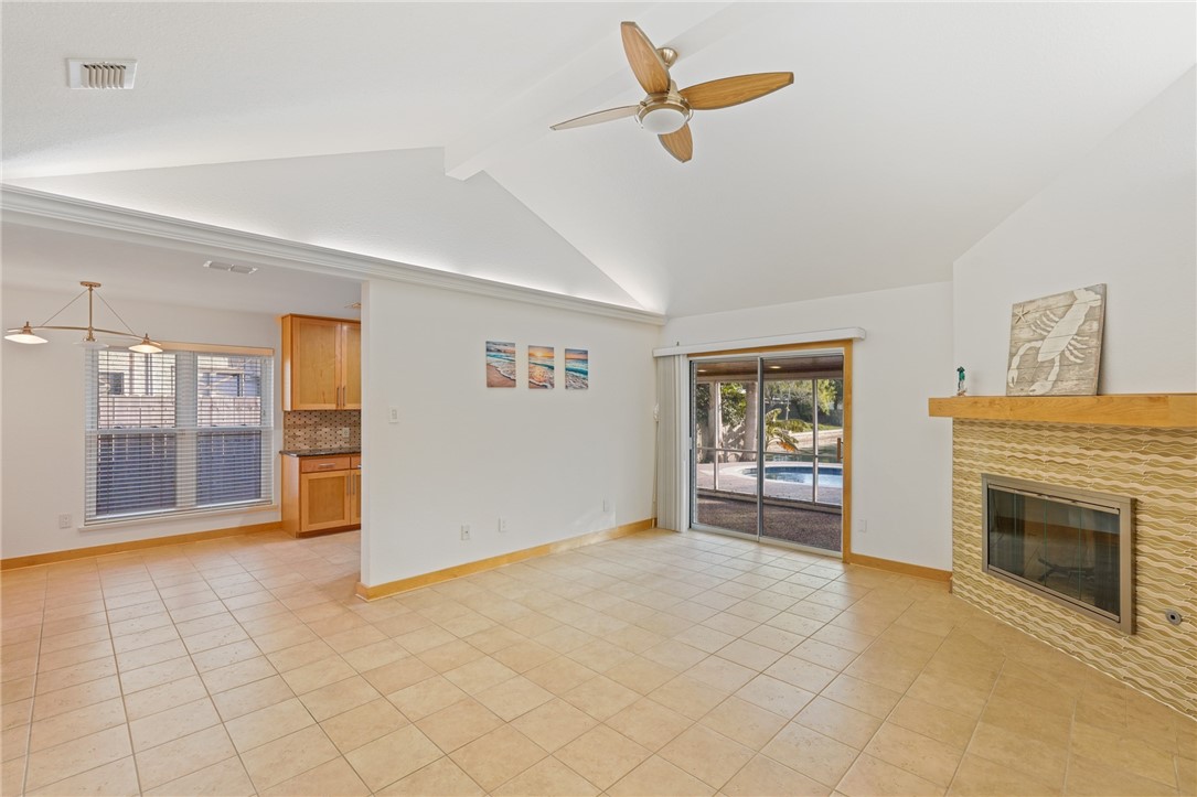 13907 Sea Horse Ave Property Photo 11