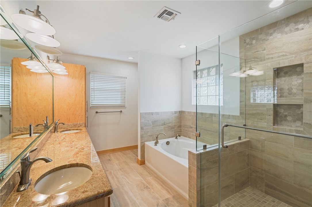 13907 Sea Horse Ave Property Photo 20