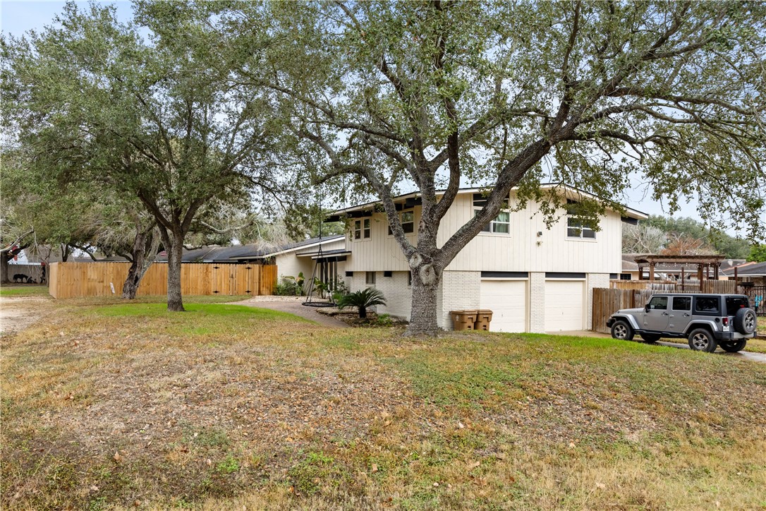 Property Photo 40