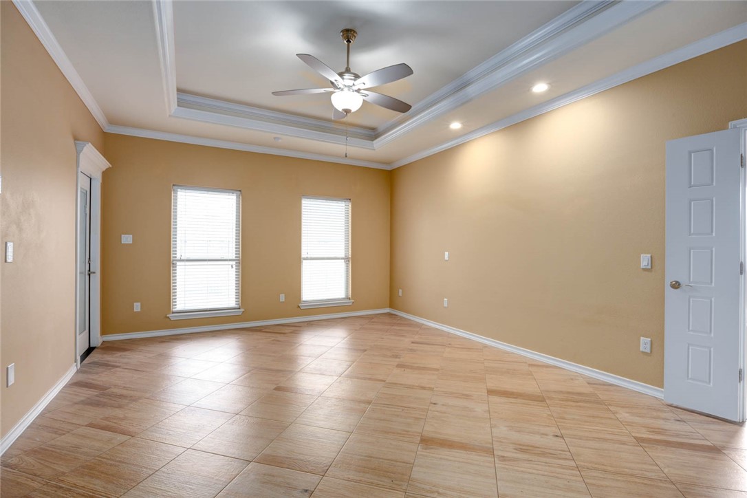 3702 E Lake Dr Property Photo 21