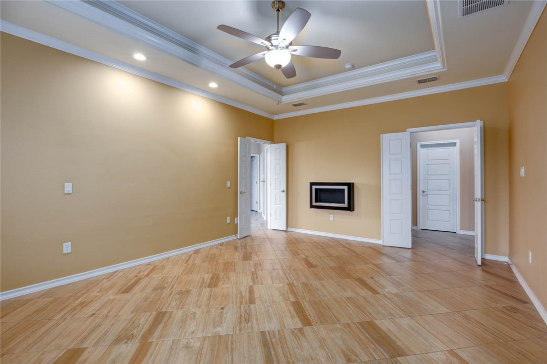 3702 E Lake Dr Property Photo 22