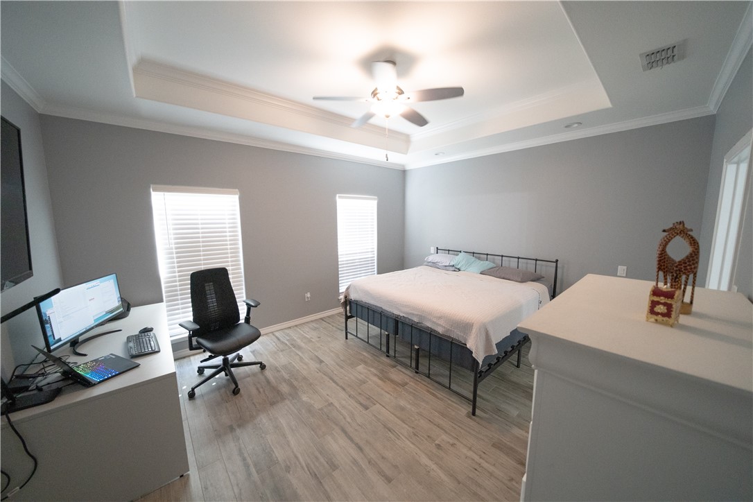 5709 Bella Di Giorno Dr Property Photo 18