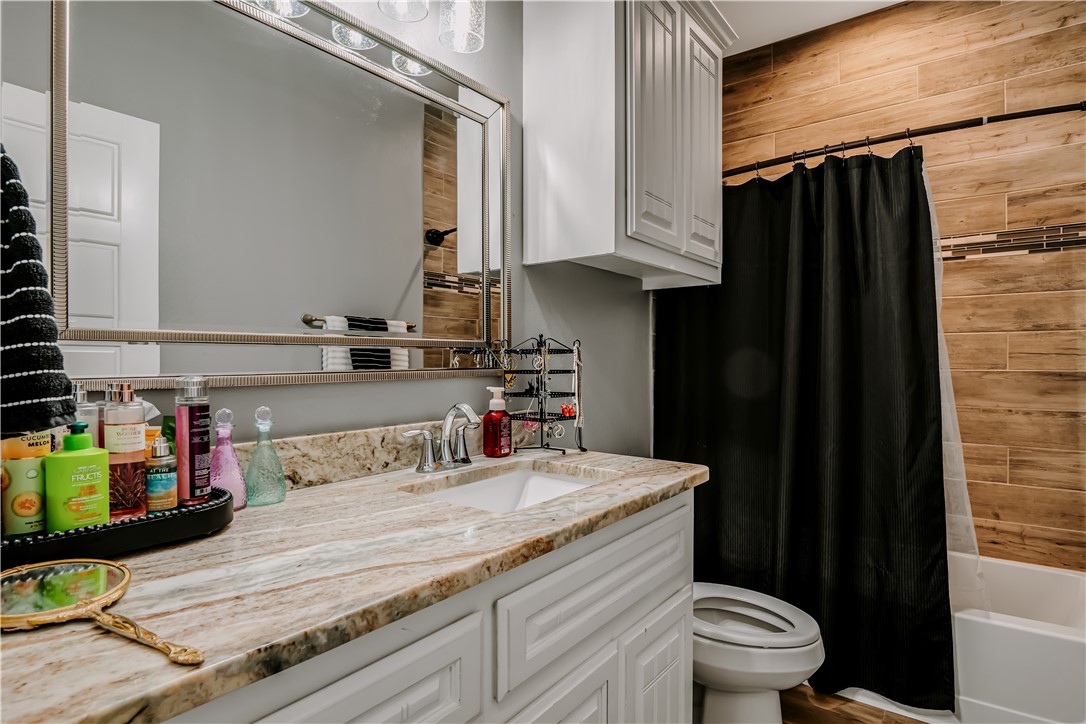 5709 Bella Di Giorno Dr Property Photo 18