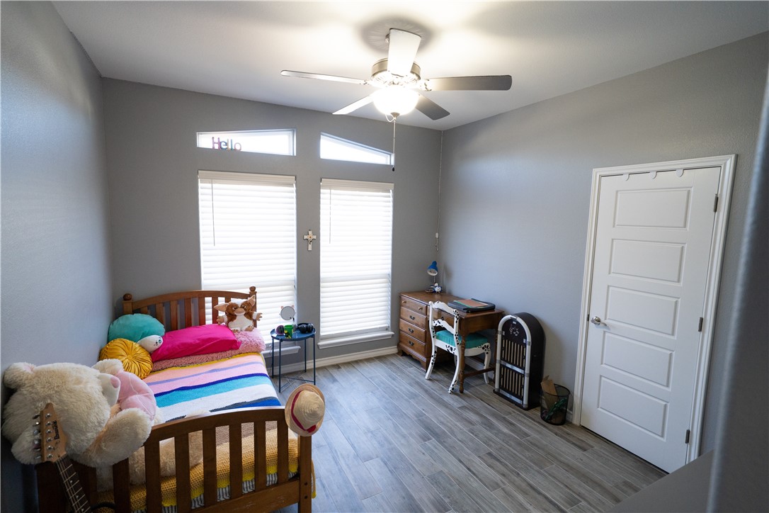5709 Bella Di Giorno Dr Property Photo 24