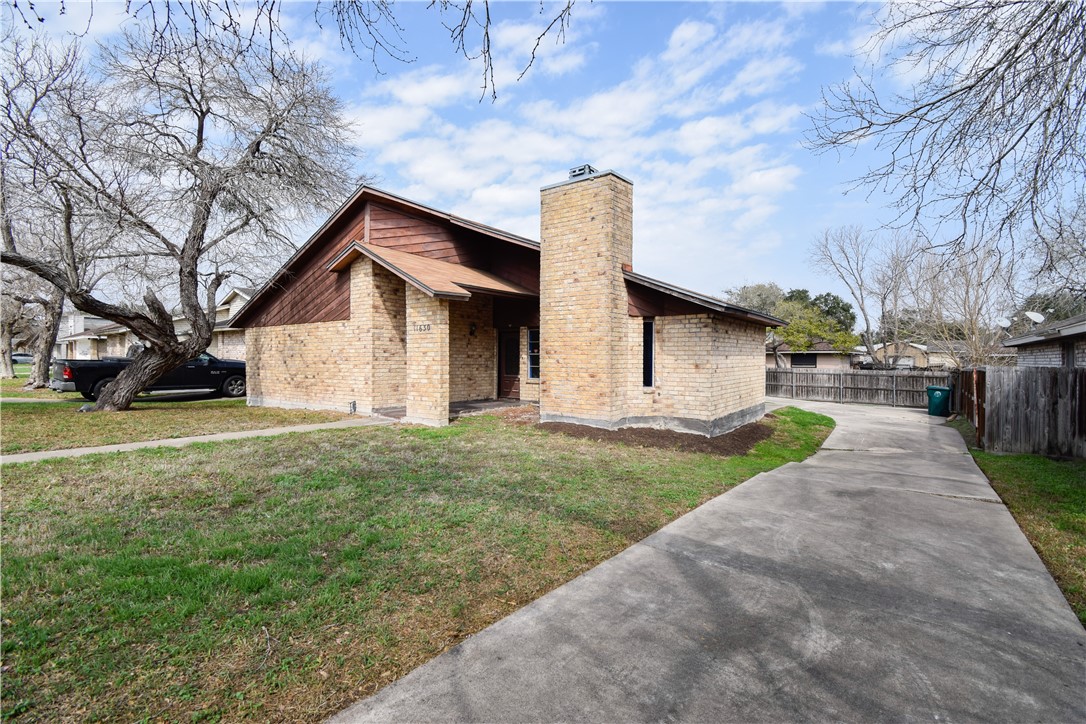 11630 Coleta Creek Dr Property Photo 2