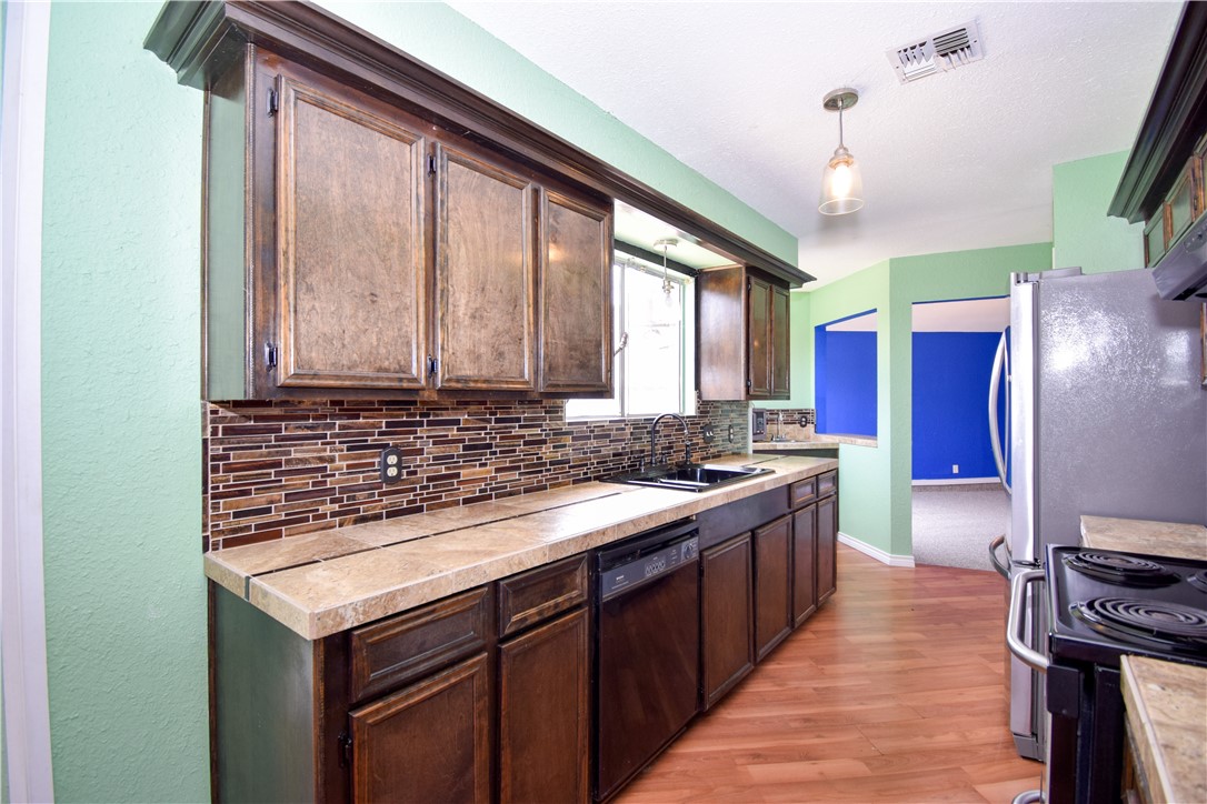 11630 Coleta Creek Dr Property Photo 4