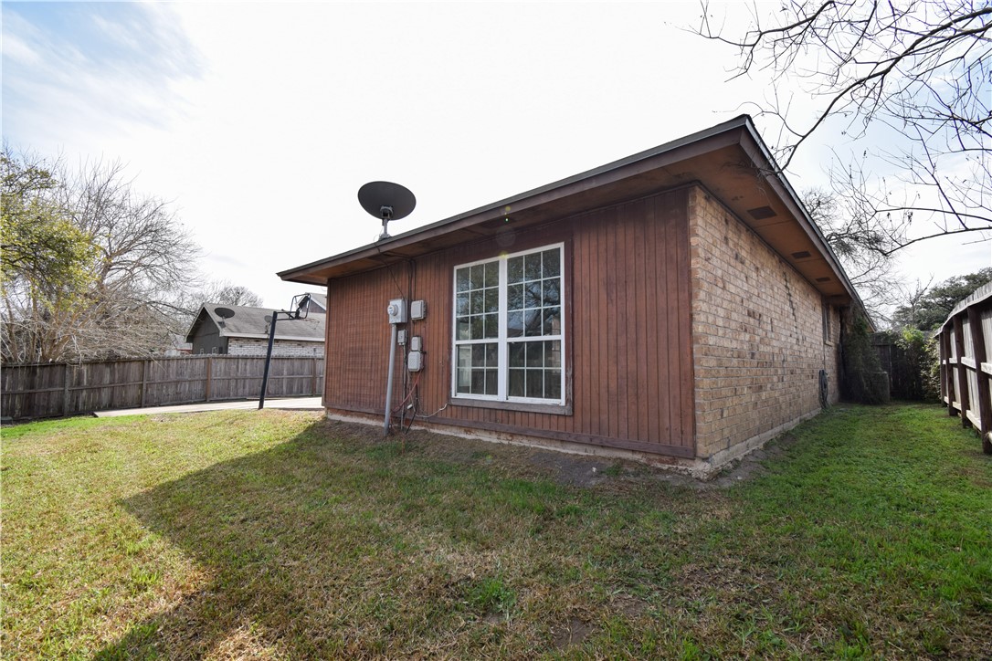 11630 Coleta Creek Dr Property Photo 21