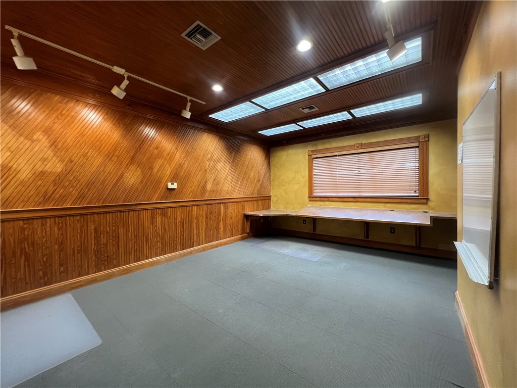 205 Profit Dr Property Photo 11