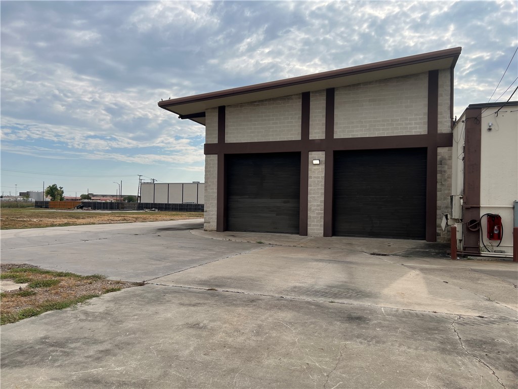 205 Profit Dr Property Photo 36
