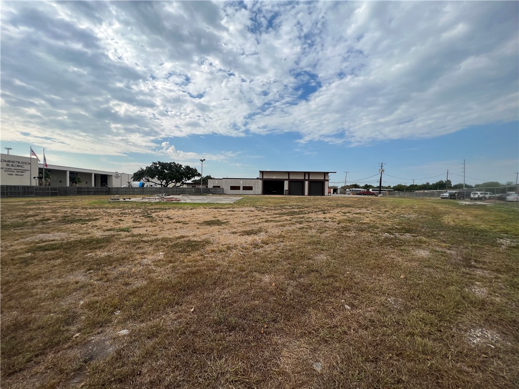 205 Profit Dr Property Photo 40