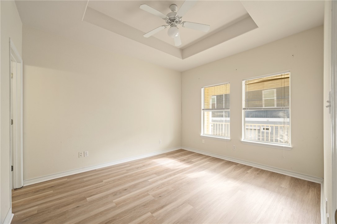 15110 Leeward Dr 303 Property Photo 10