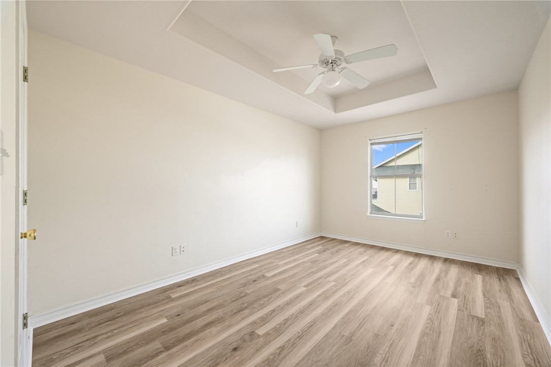 15110 Leeward Dr 303 Property Photo 14