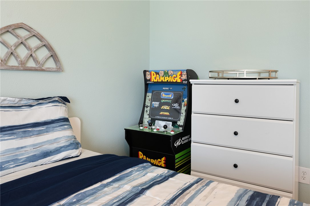 609 Lauderdale Dr Property Photo 23