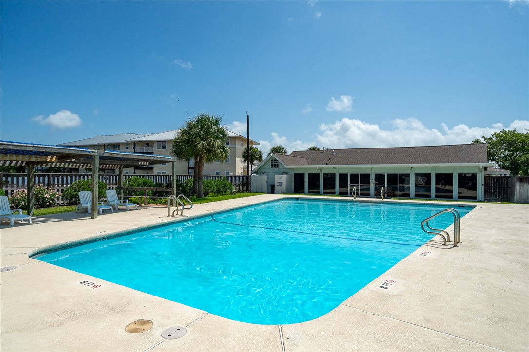 609 Lauderdale Dr Property Photo 33