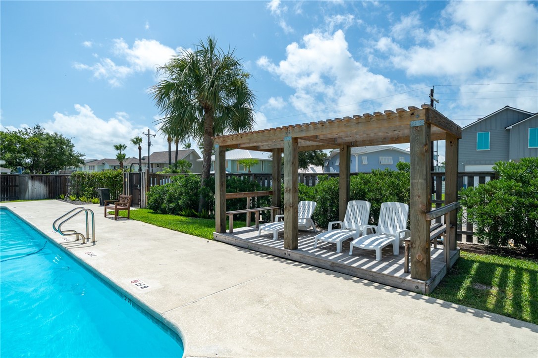 609 Lauderdale Dr Property Photo 34