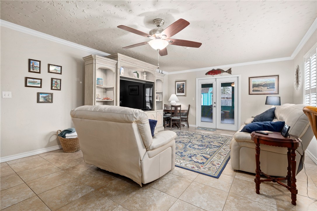 316 Inglewood Property Photo 14