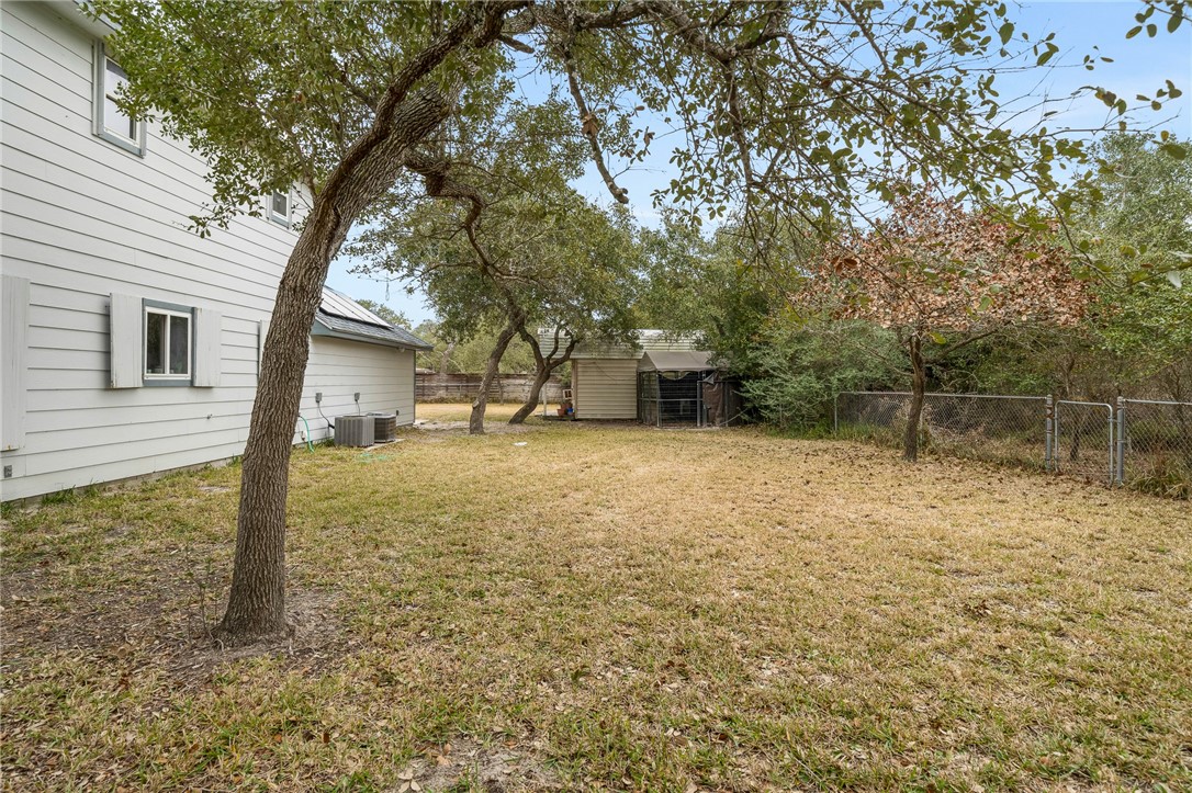 17 Circle Lake Dr Property Photo 28