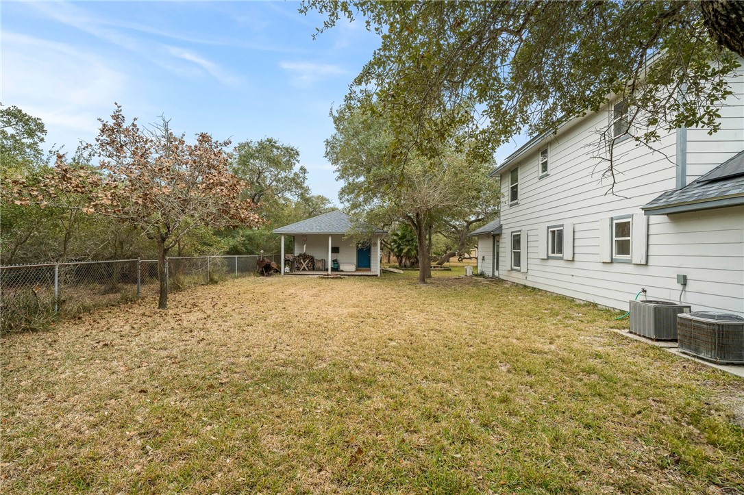 17 Circle Lake Dr Property Photo 30