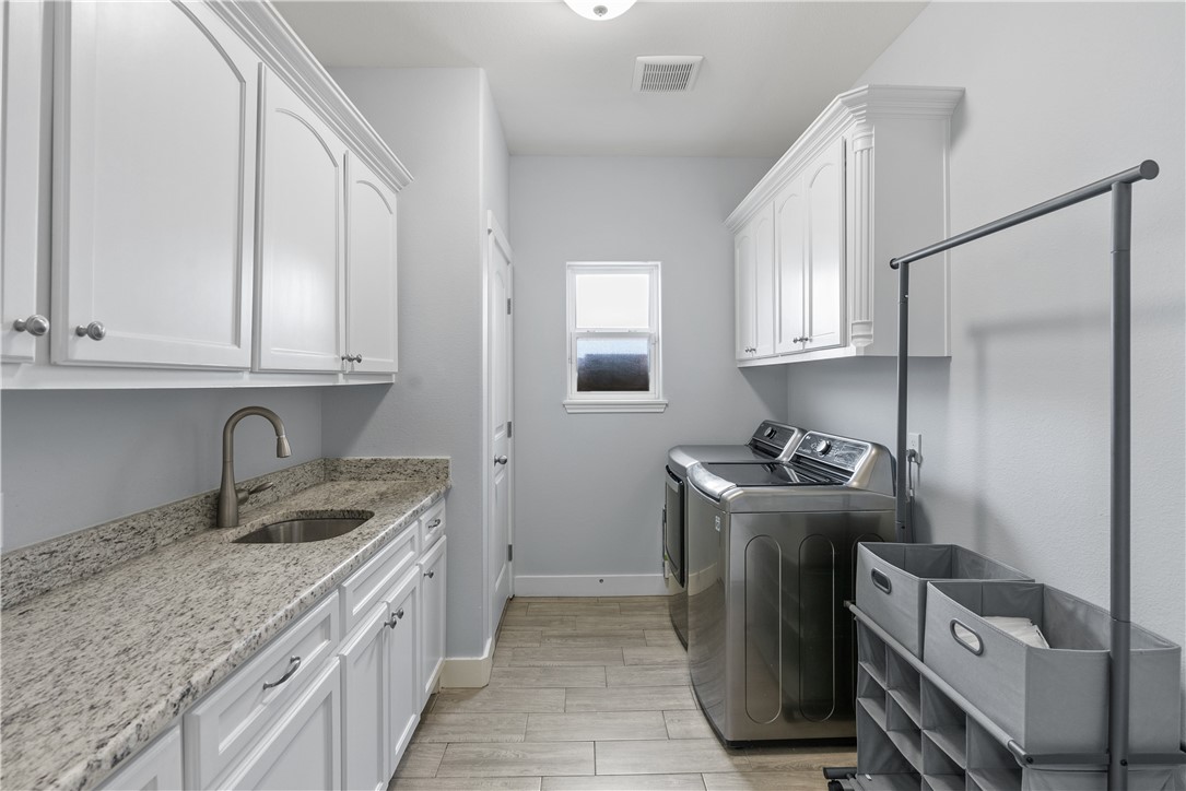 2158 Shadi St Property Photo 23