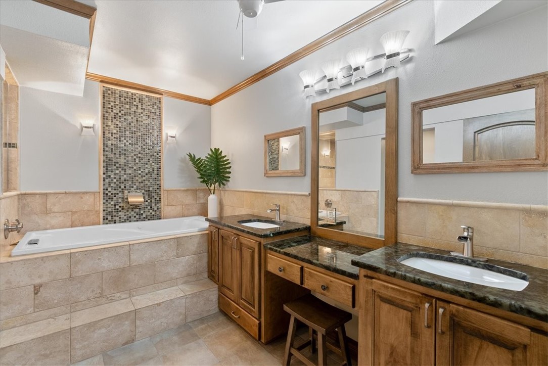 6649 Seacomber Dr 505 Property Photo 21