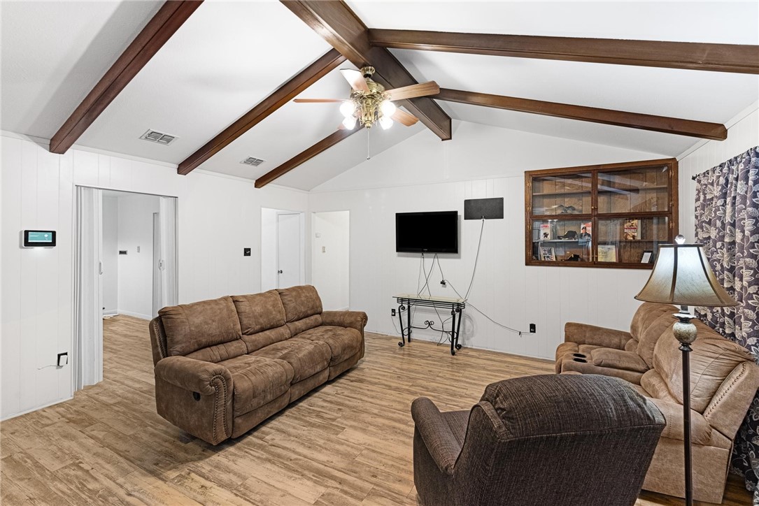 6225 Sweeney Dr Property Photo 4
