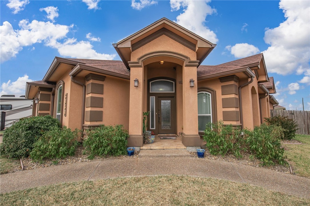 6858 Sir Moses Property Photo 4