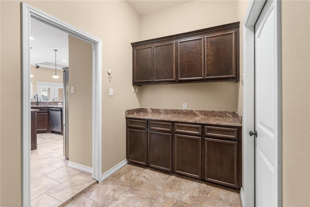 6858 Sir Moses Property Photo 19