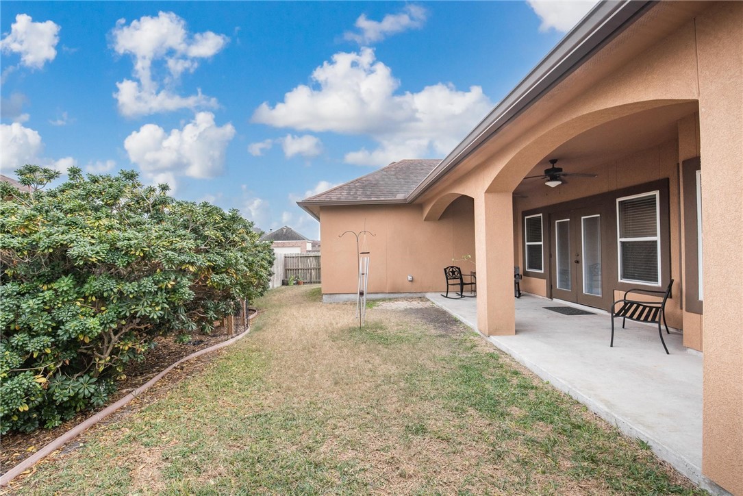 6858 Sir Moses Property Photo 35