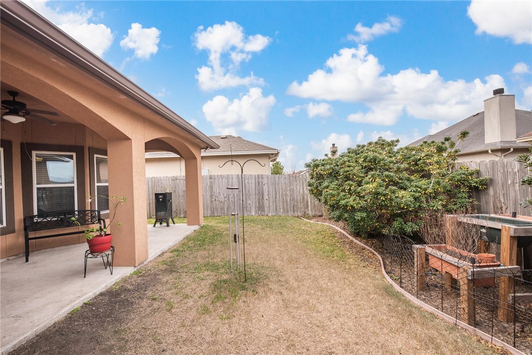 6858 Sir Moses Property Photo 36