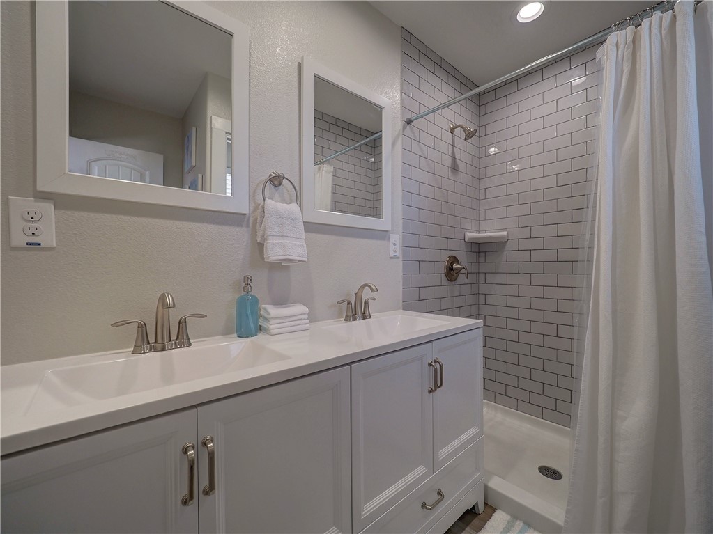 318 S Station St 3 Property Photo 20