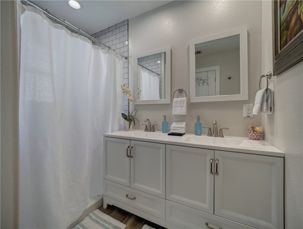 318 S Station St 3 Property Photo 21