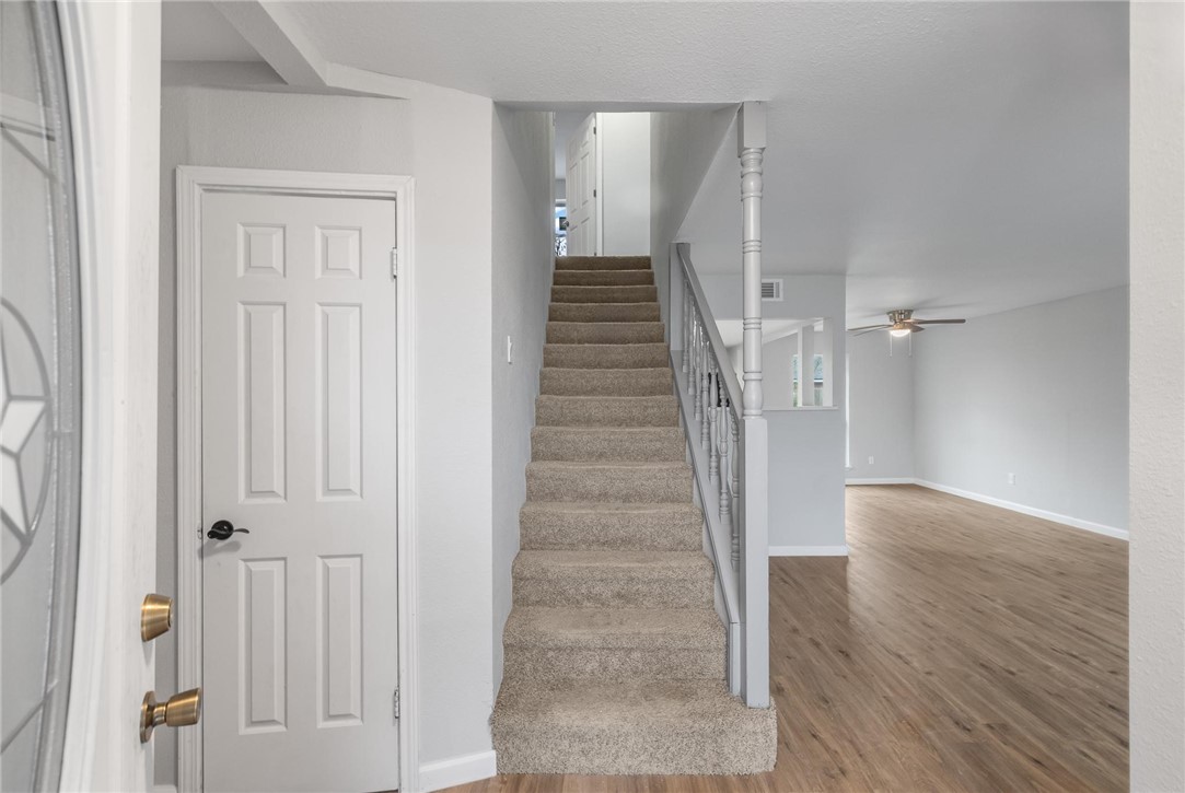 7013 Laramie Lane Property Photo 4