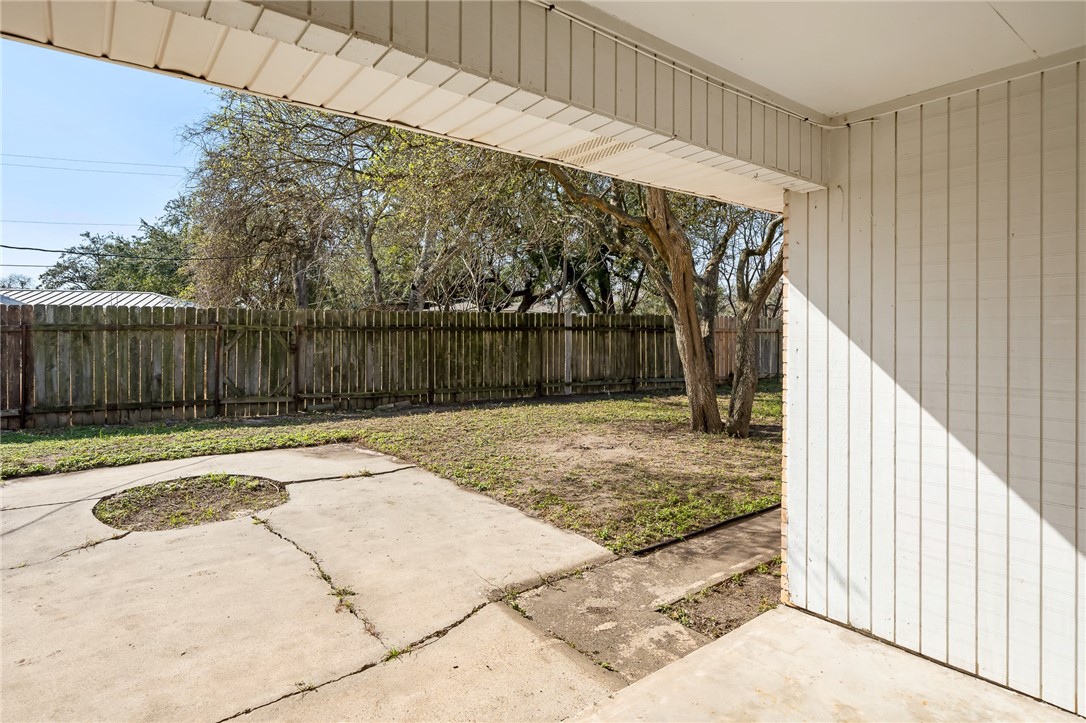 336 Lawn Dr Property Photo 23