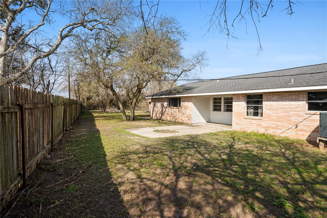 336 Lawn Dr Property Photo 25