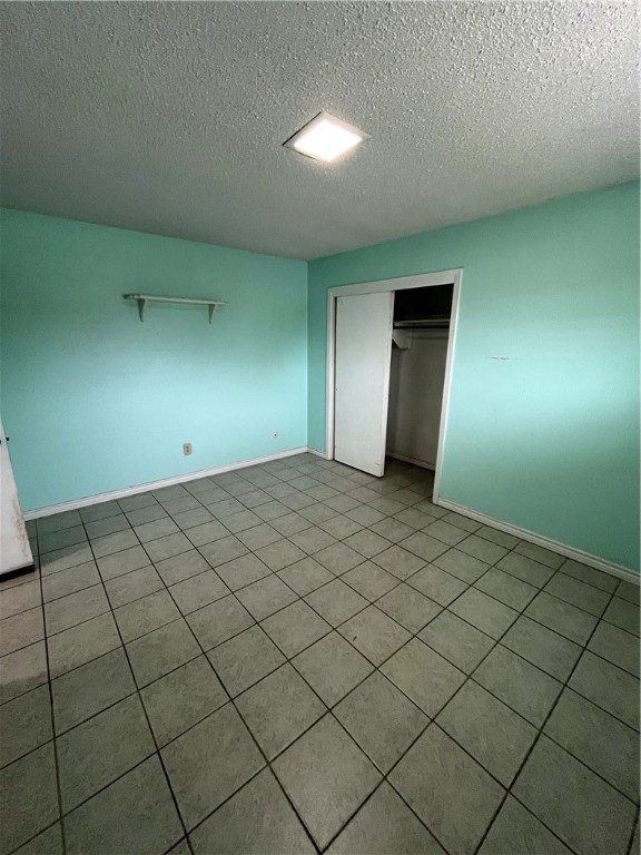 1901 Thames Dr Property Photo 6