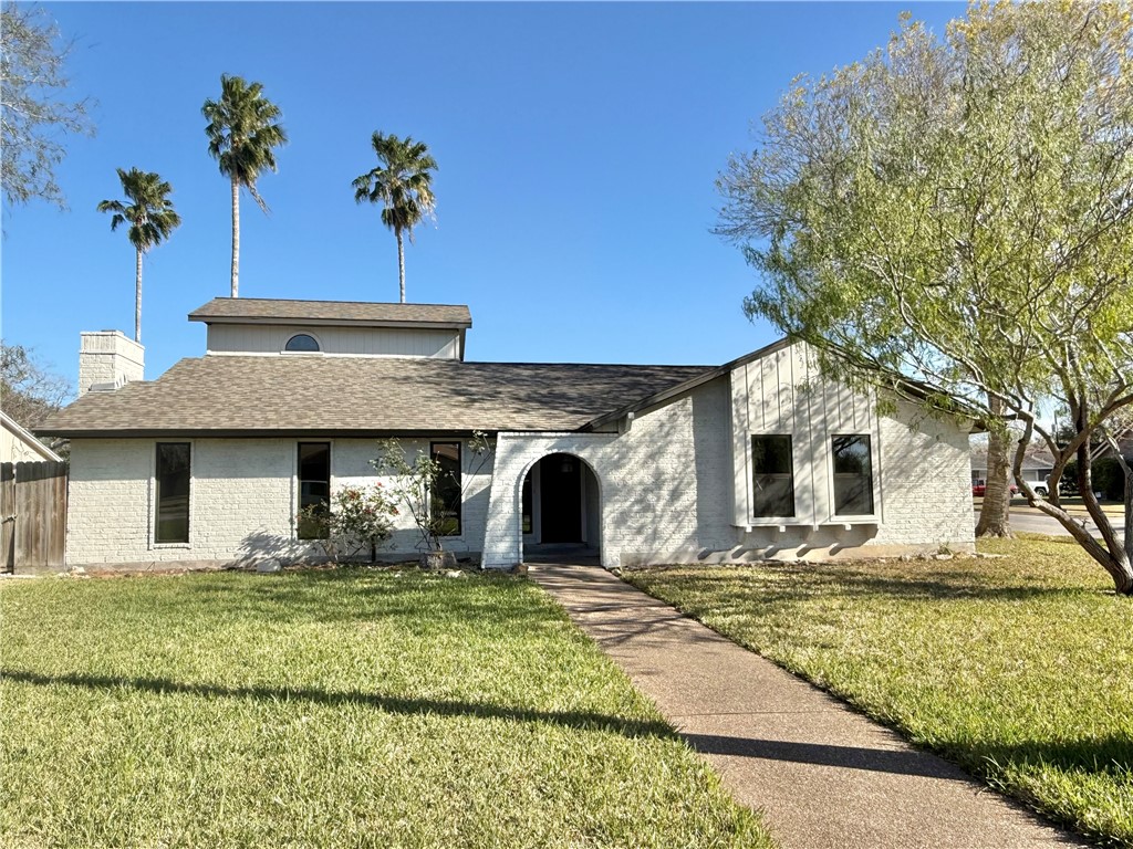 6826 Lumberdale Circ Property Photo 1