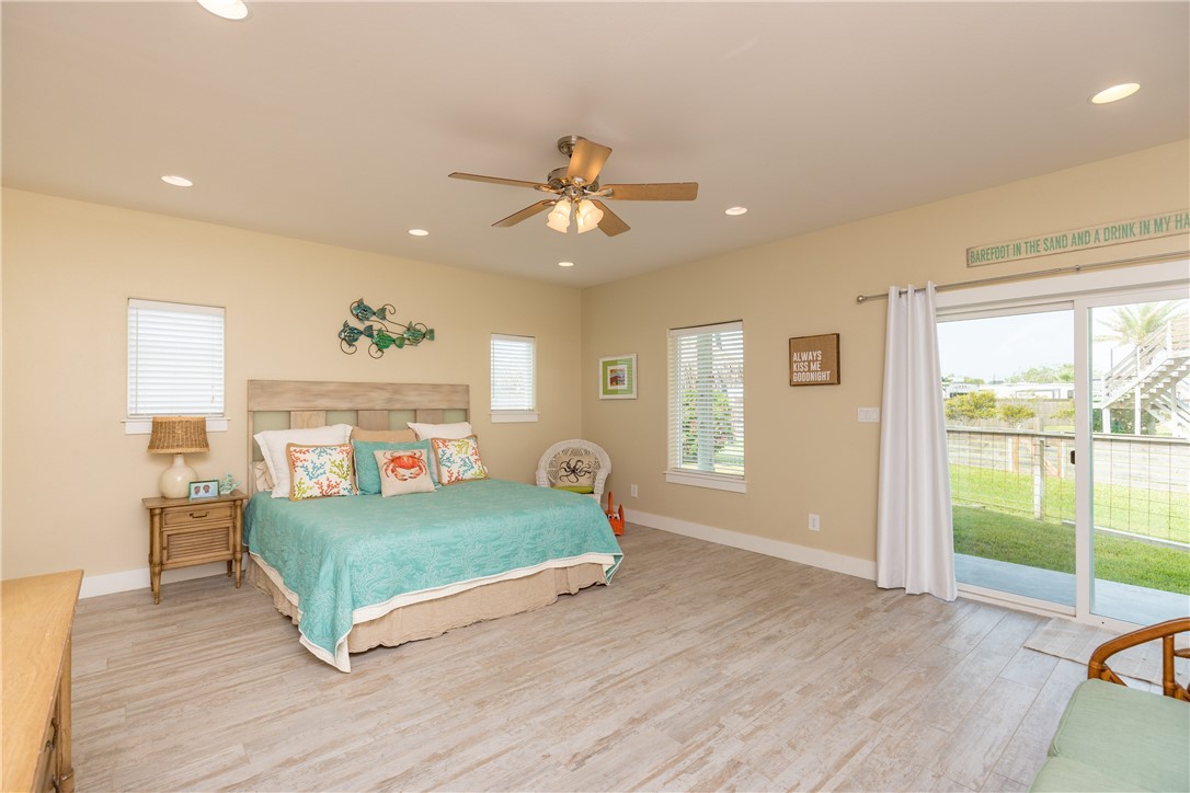 318 Sandhill Circ Property Photo 14