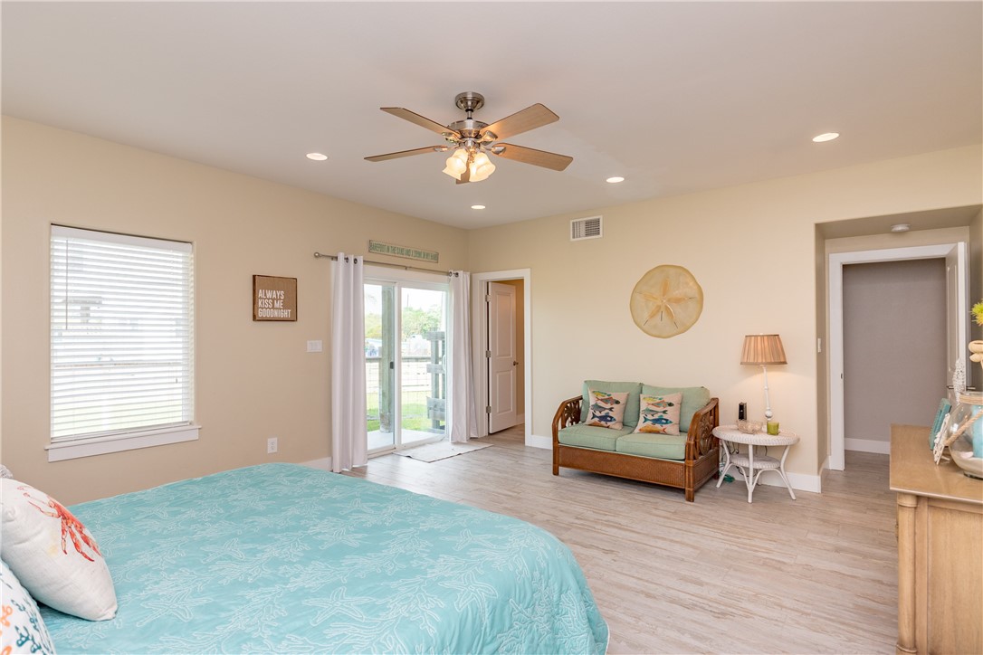 318 Sandhill Circ Property Photo 16