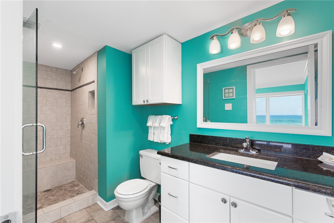 14810 Windward Dr 512 Property Photo 16