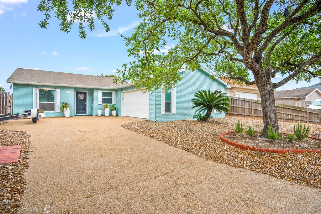 15010 Tesoro Dr Property Photo 3