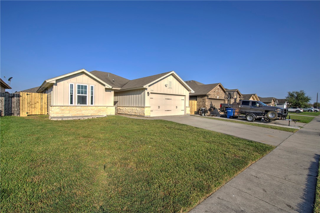 1725 Barlow Trail Property Photo 3